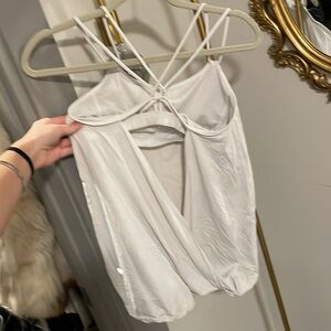 Lululemon backless tank with built in bra sz 8